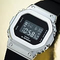 Casio Casio G-Shock GM-S5600-1DR (GM-S5600-1) электронные женские часы часы крупный план черный циферблата