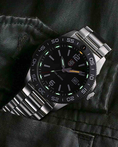 Luminox Pacific Diver XS.3122