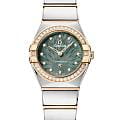 Omega Omega Constellation 131.25.25.60.60.001  13125256060001 кварцевые женские часы зеленый циферблат, браслет сталь + золото — вид спереди