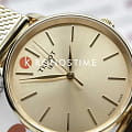 Tissot T1432103333100 женские часы застежка крупным планом