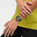 Swatch SUSG406 мужские часы застежка крупным планом